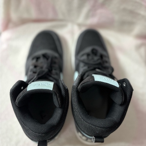 Nike Court Borough Mid Premium Black/Blue Sneakers Women’s 12 / Men’s 10.5 - Picture 3 of 7